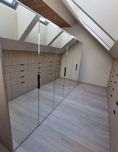 Namas su ąžuolu - kovo22.lt