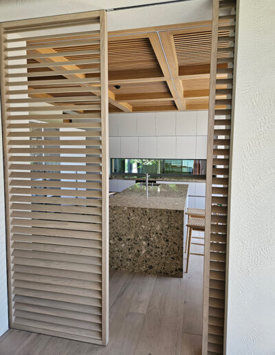 Namas su ąžuolu - kovo22.lt